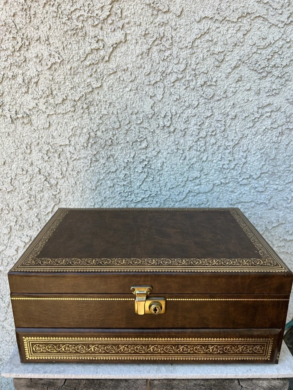 Vintage Mele Classic Brown Jewelry Box Storage Organizer Filigree Gold Accents - Picture 3 of 10